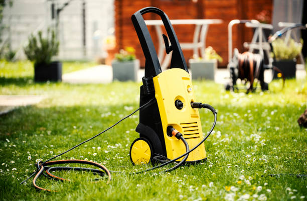 Best Animal Enclosure Cleaning  in Mercersburg, PA